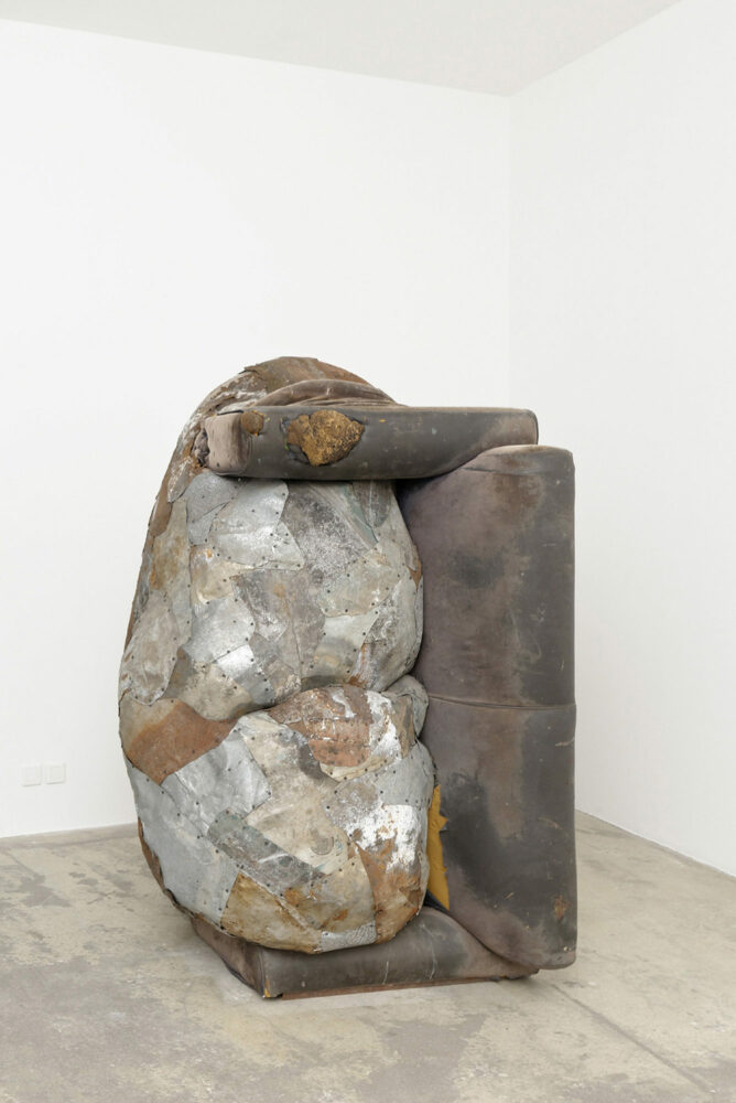 Henrique Oliveira — Galerie Georges-Philippe & Nathalie Vallois